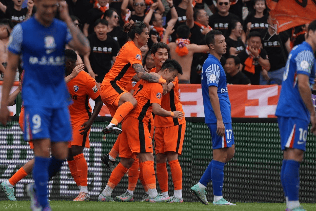 yabo sports-上海久事迎法甲关键赛,冲刺阶段内部沟通,气氛紧张,控场能力受关注-yabo sports